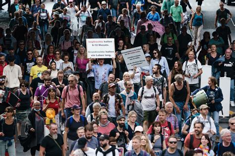 Альтернативные движения и протесты против ограничений в питании в Японии