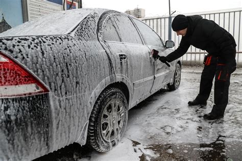 Особенности ухода за железным гаражом