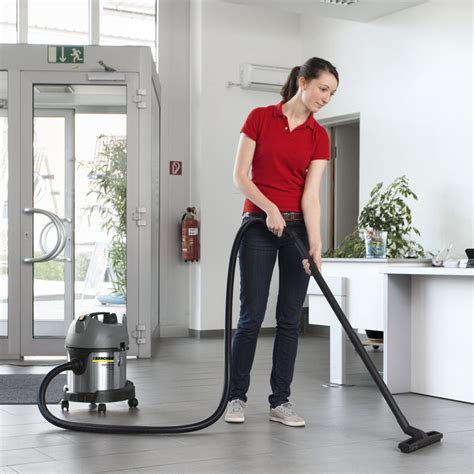 Простота эксплуатации и ухода за пылесосом WD 3 от Karcher